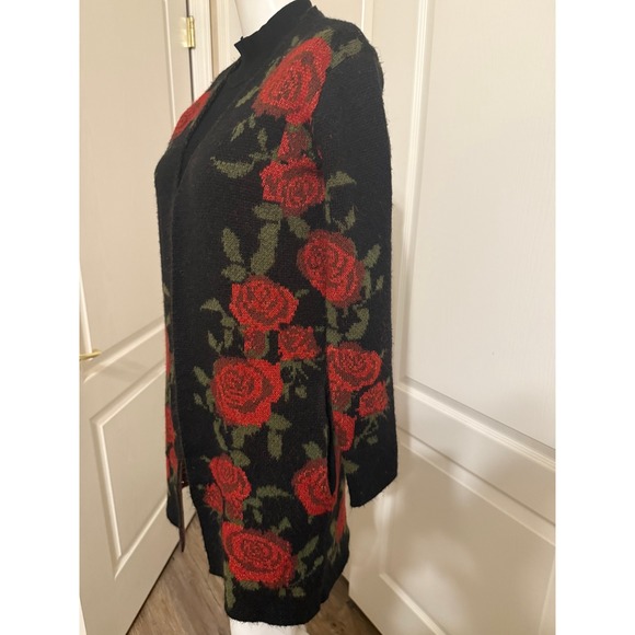 BY DESIGN Black Red Rose Floral Knit Long Cardigan Sweater Womens Small - Picture 3 of 8